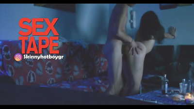 Cute schoolgirl cù u so fidanzatu